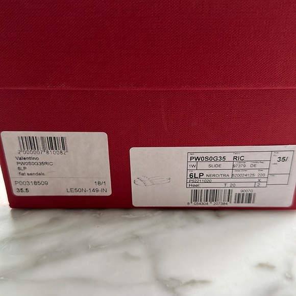 Valentino rockstud clear slides - Picture 4 of 4